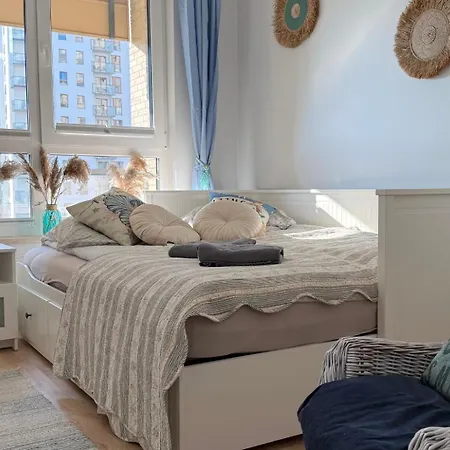 Coast With Sauna & Gym, 5 Min To Baltic Sea & Polsat Arena Apartmán *